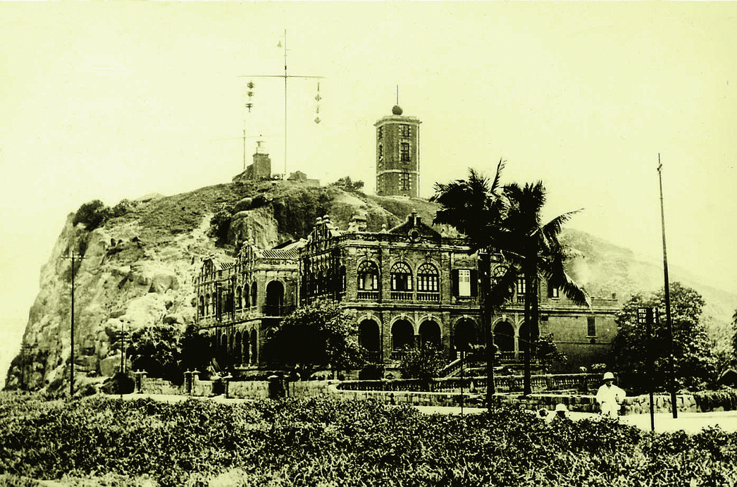 1900年代初的訊號山（相片來源：香港天文台）